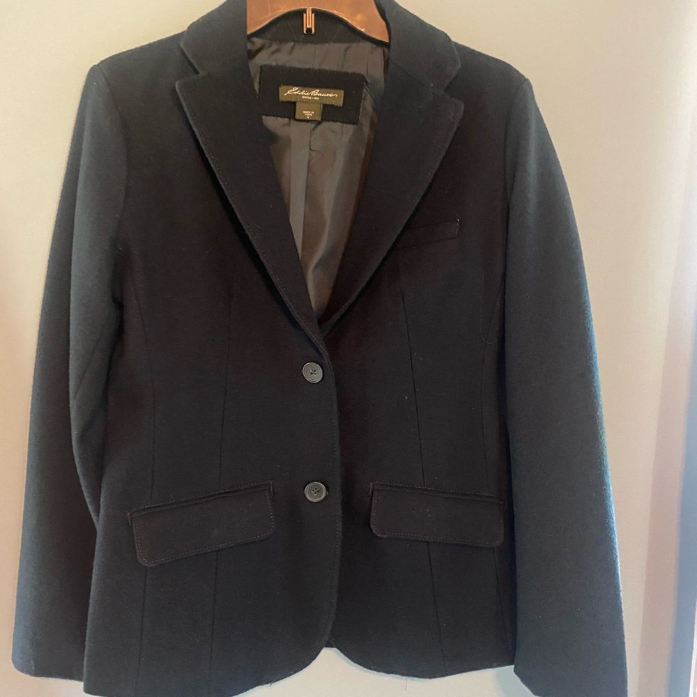 Classic Green Eddie Bauer blazer